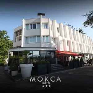ホテル ル モカ, メラン