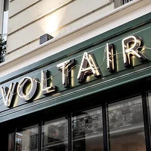 New Le Voltaire Париж